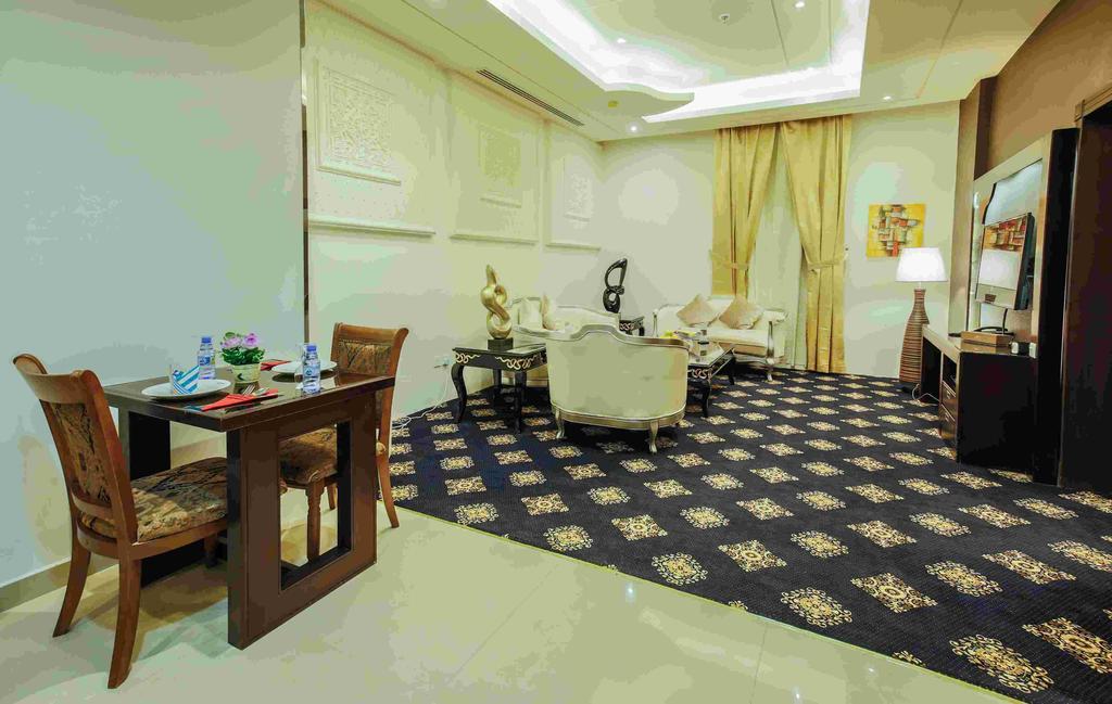 Rest Night Serviced Apartments- Alhamra 5*