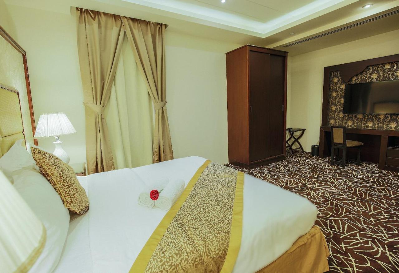 Rest Night Serviced Apartments- Alhamra